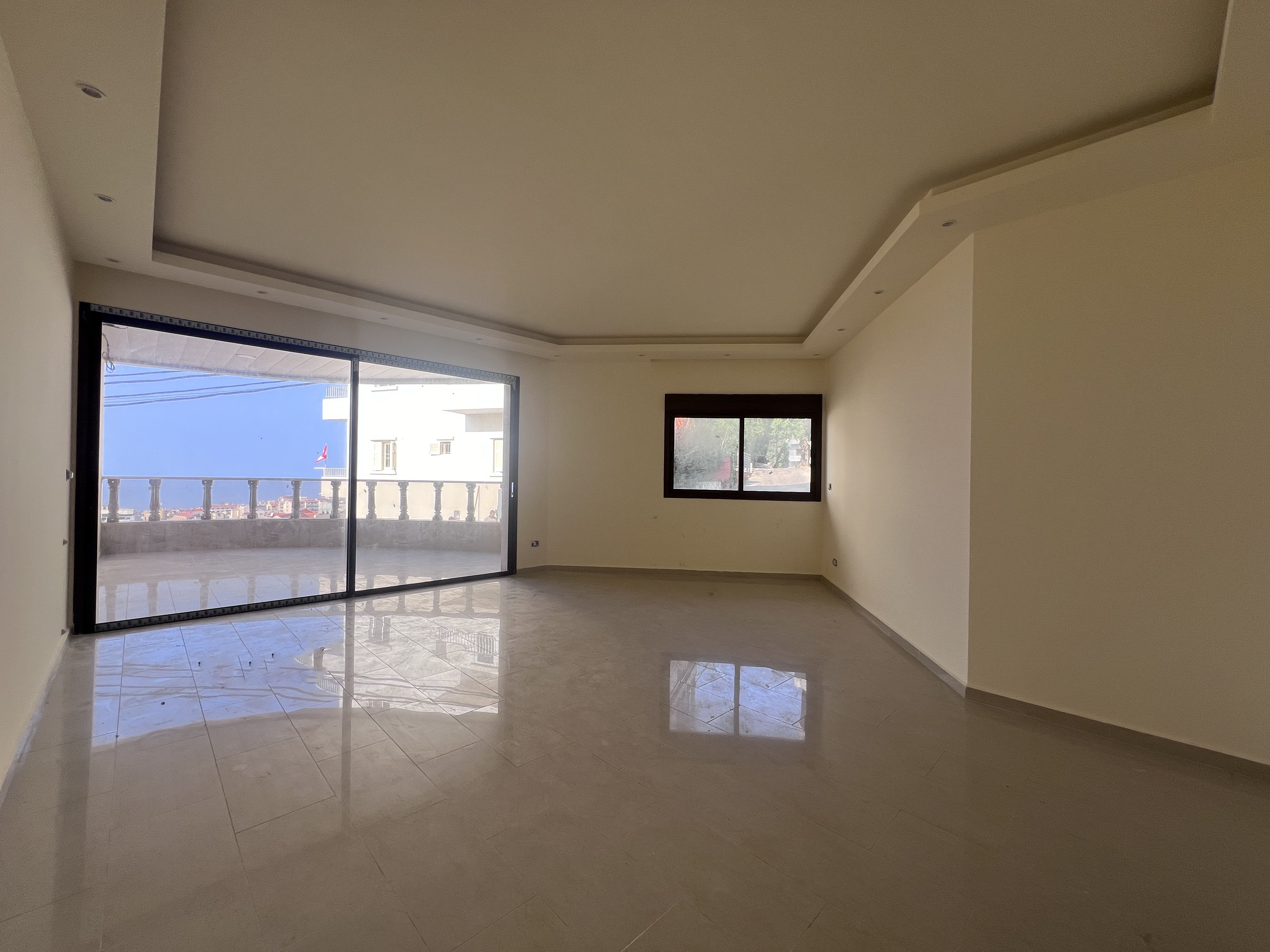 3 bedroom apartment in jbeil for $182400