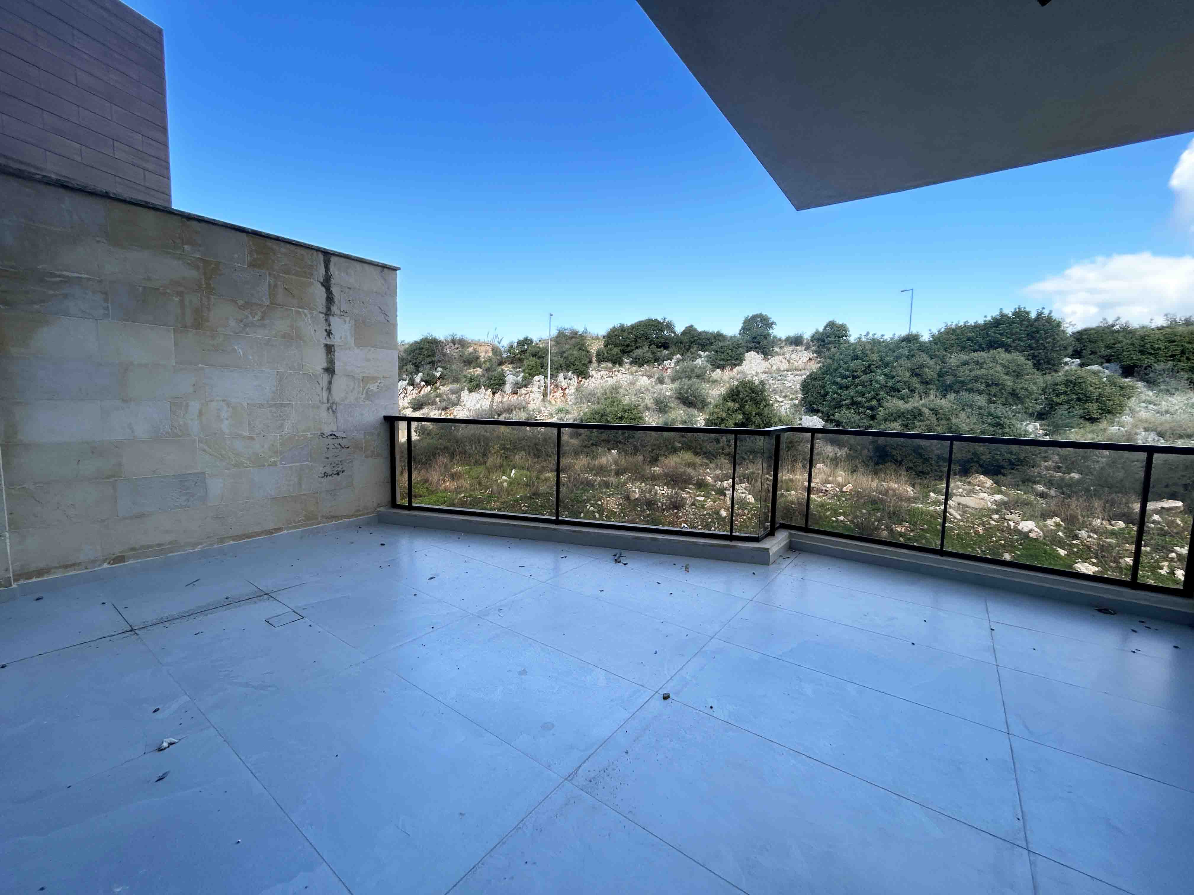3 bedroom apartment in jbeil for $174000