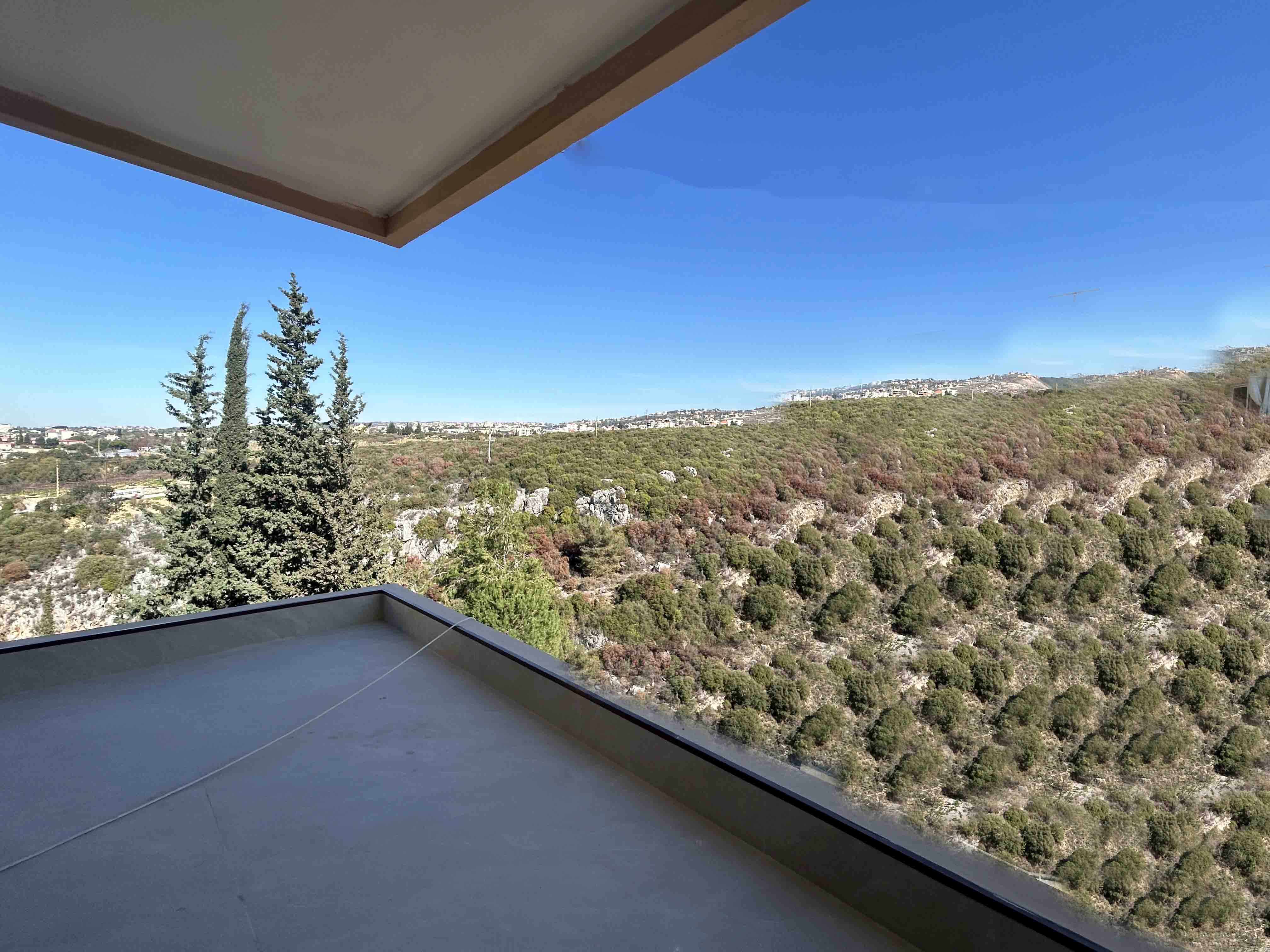 2 bedroom apartment in jbeil for $130000